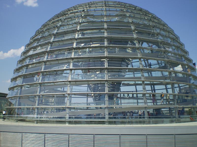 berlin 124.JPG - The Reichstag's glass dome